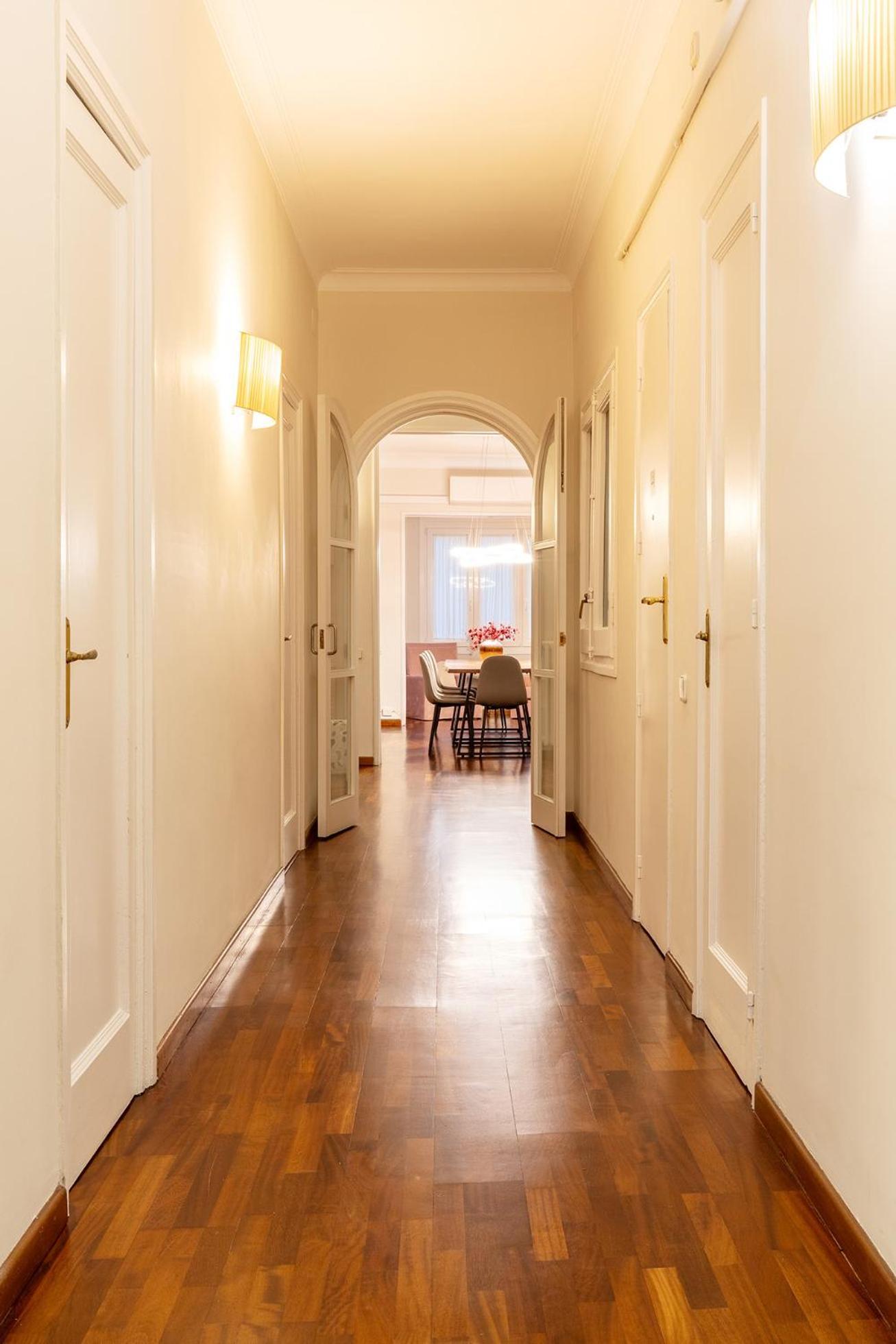 Large & Beautiful 4min From Passeig De Gracia Apartment Barcelona
